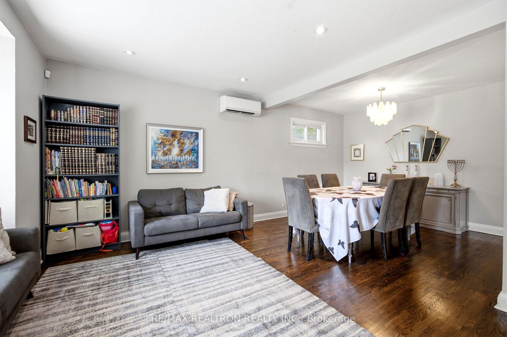 Photo 2 of 149 Fairholme Avenue, Toronto, Englemount-Lawrence — HOMEH