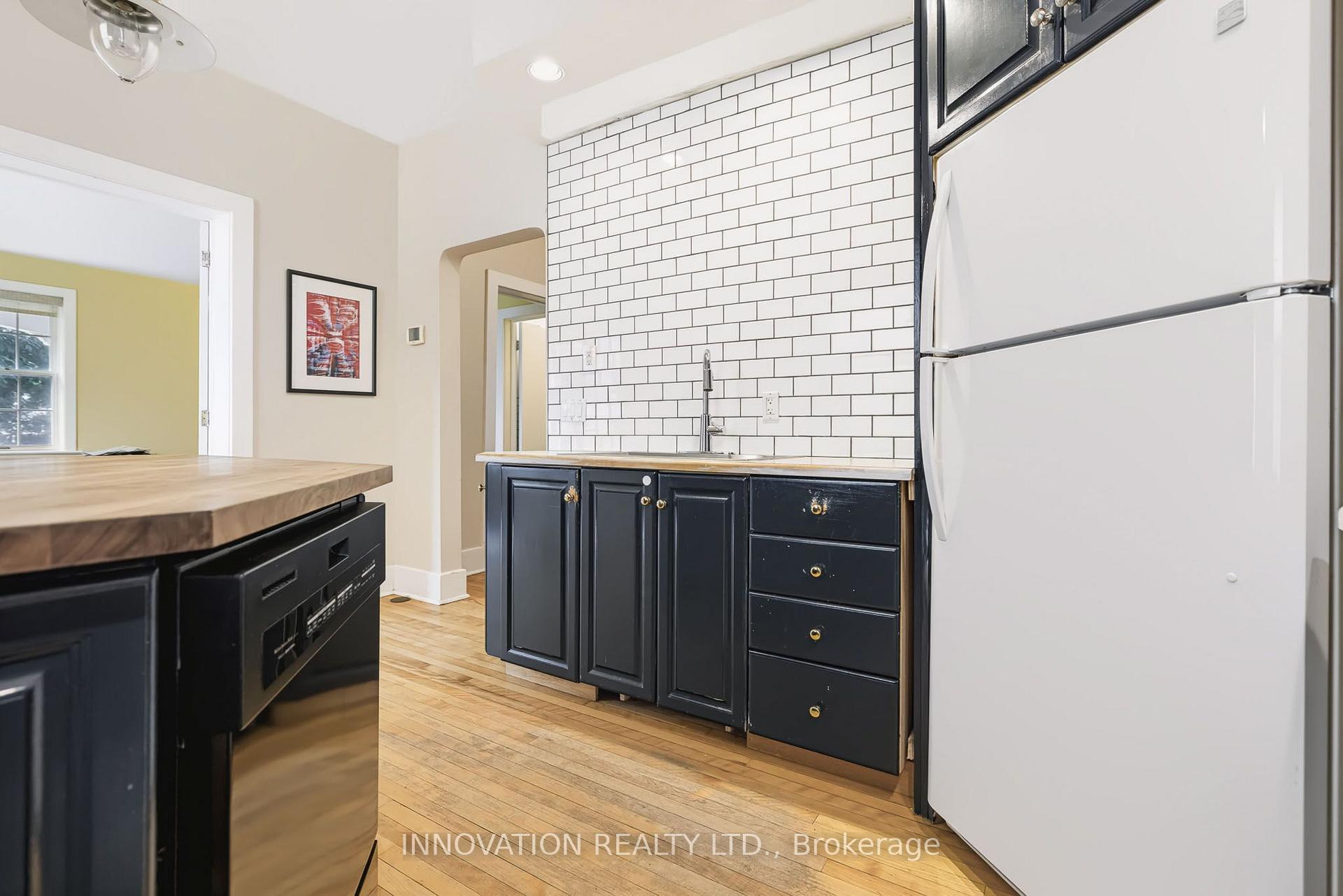 Photo 12 of 262 Bell Street, Arnprior, Arnprior — HOMEH