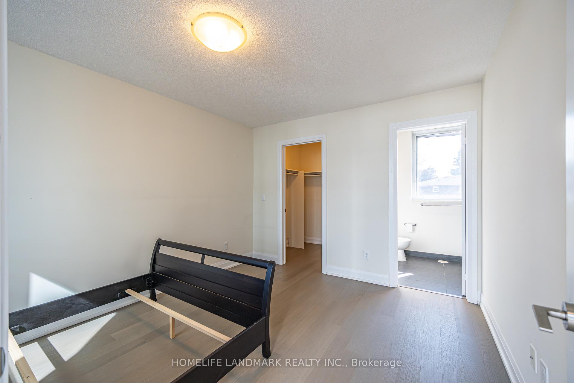 Photo 10 of Unit TH12, 18 Graydon Hall Drive, North York, Parkwoods-Donalda — HOMEH