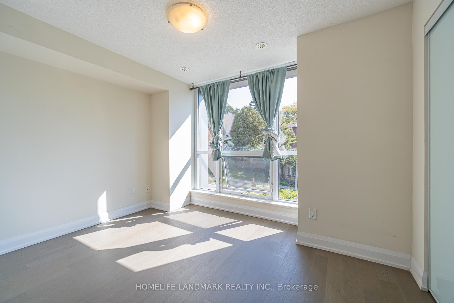 Photo 14 of Unit TH12, 18 Graydon Hall Drive, North York, Parkwoods-Donalda — HOMEH