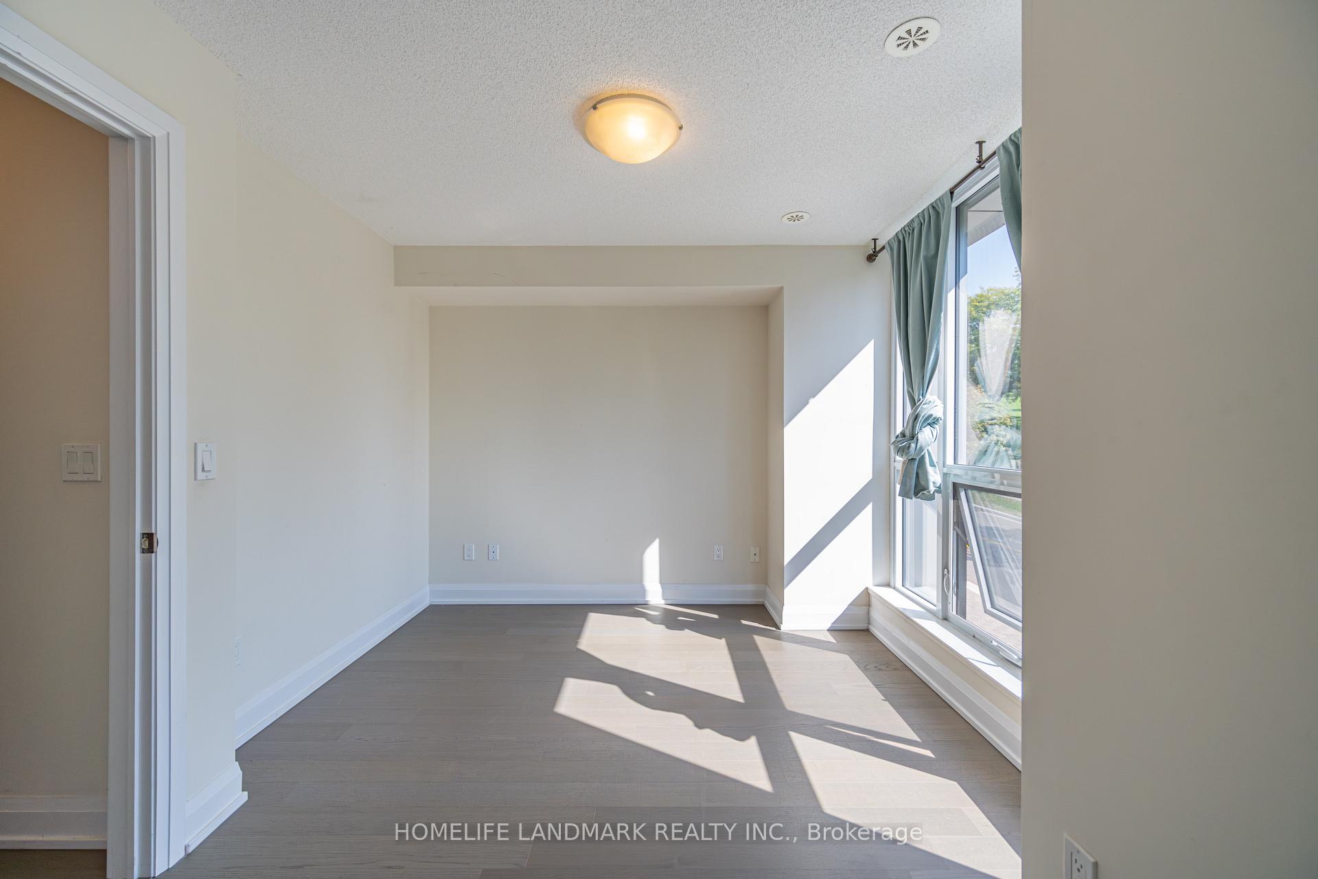 Photo 15 of Unit TH12, 18 Graydon Hall Drive, North York, Parkwoods-Donalda — HOMEH