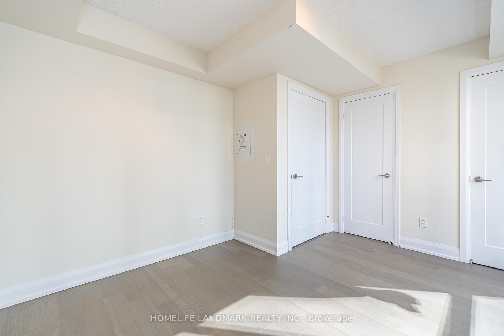 Photo 18 of Unit TH12, 18 Graydon Hall Drive, North York, Parkwoods-Donalda — HOMEH