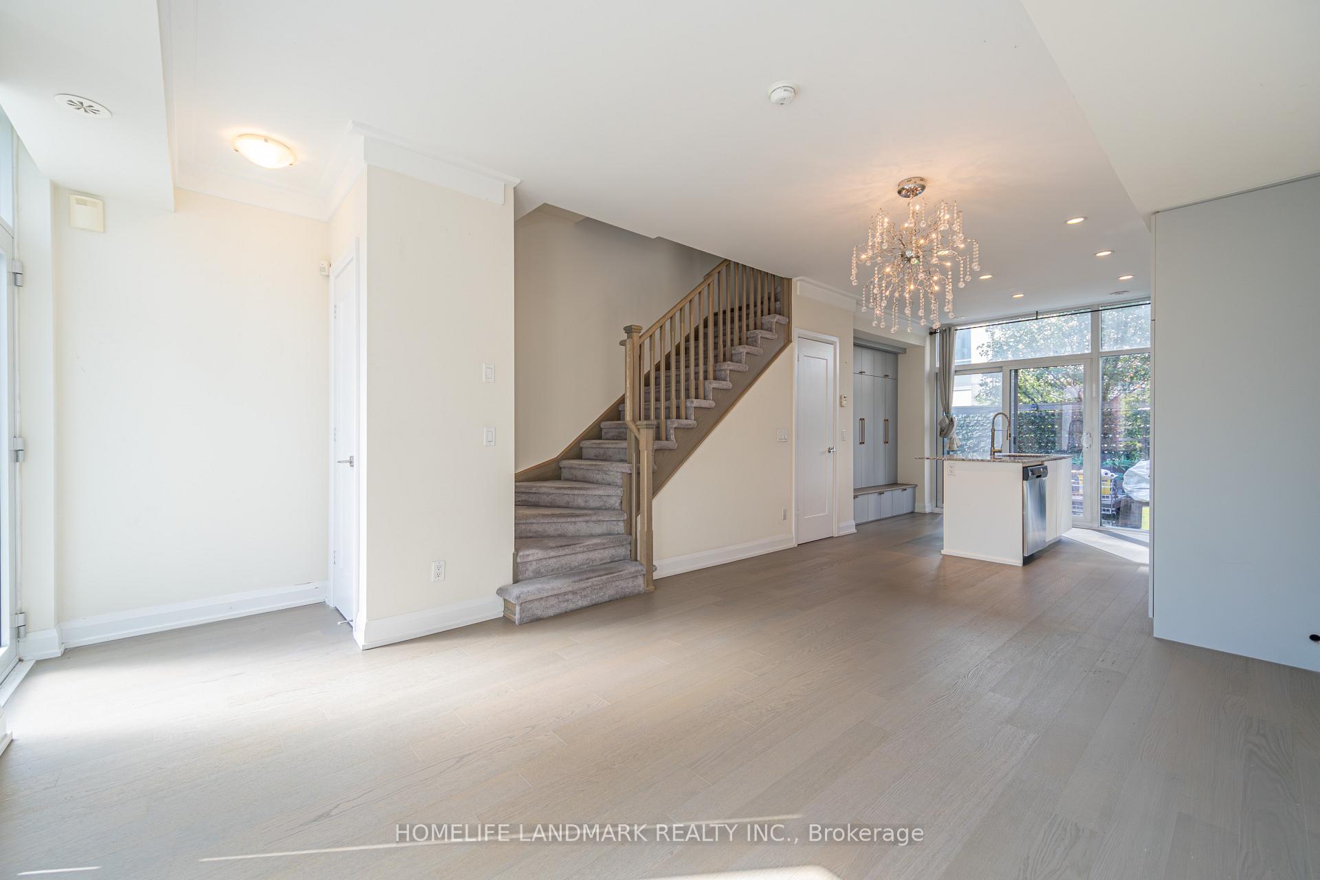 Photo 22 of Unit TH12, 18 Graydon Hall Drive, North York, Parkwoods-Donalda — HOMEH