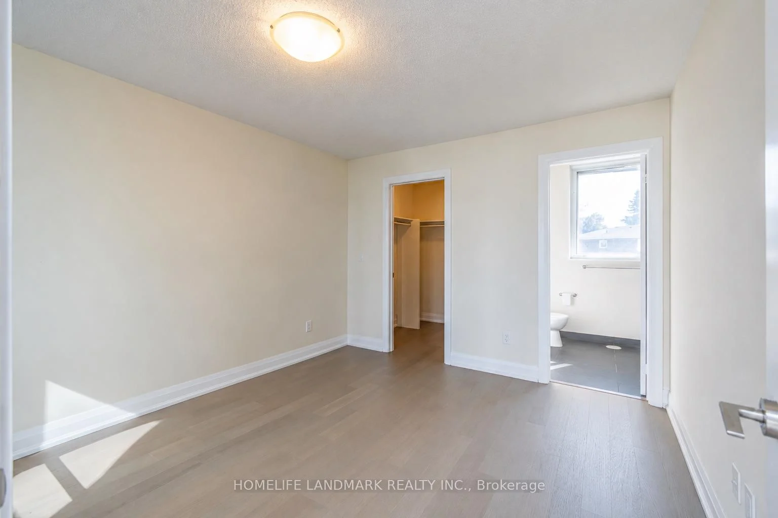 Photo 11 of Unit TH12, 18 Graydon Hall Drive, North York, Parkwoods-Donalda — HOMEH