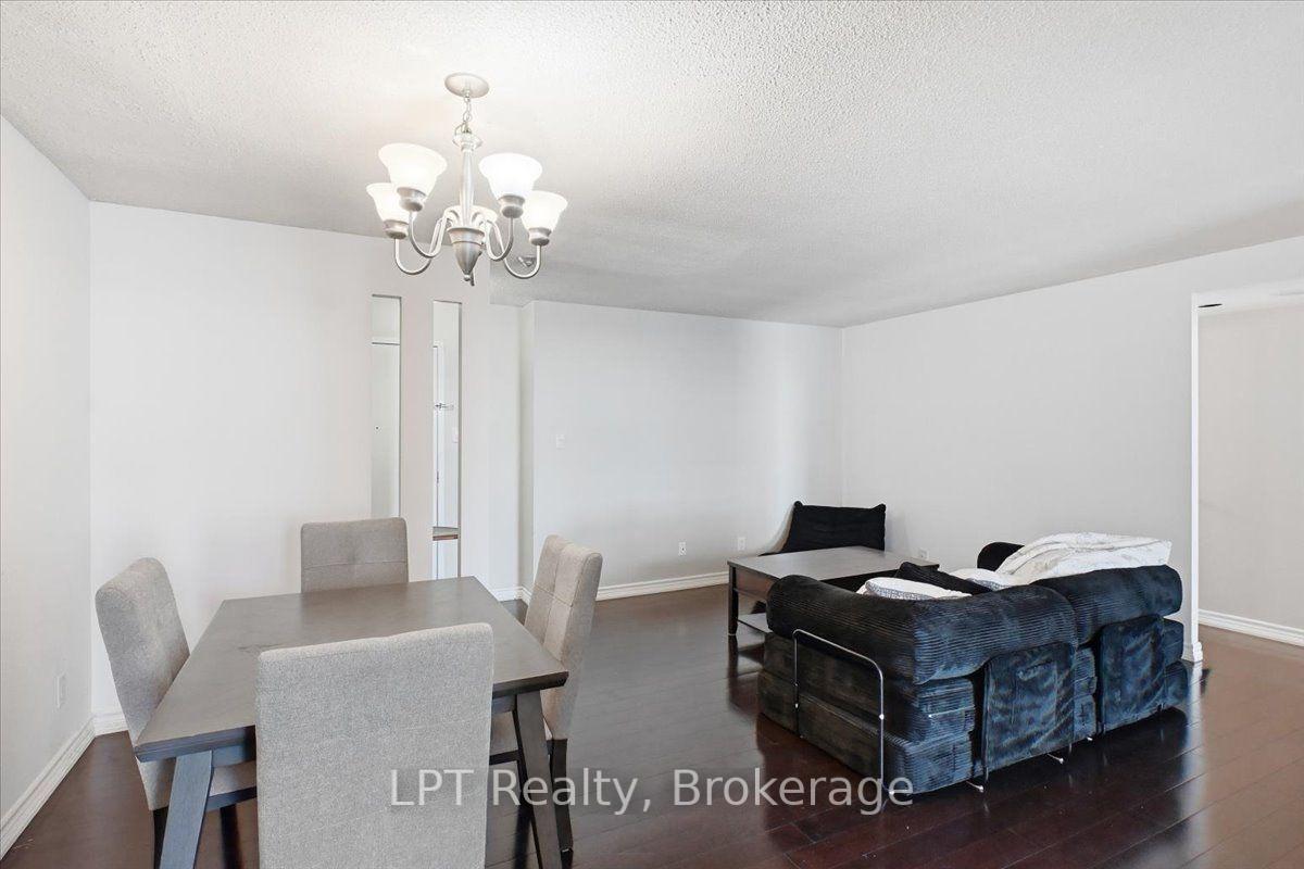 Photo 11 of Unit 2721, 633 Bay Street, Toronto, Bay Street Corridor — HOMEH