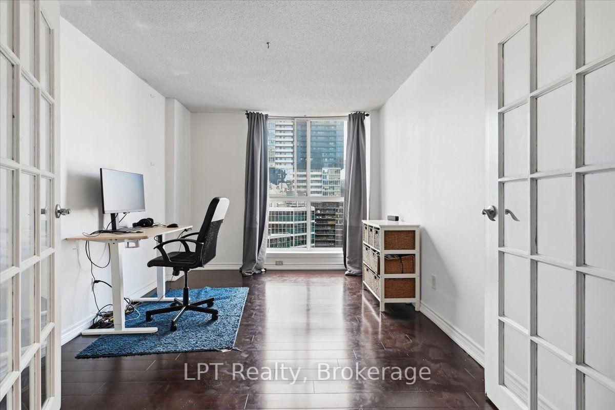Photo 16 of Unit 2721, 633 Bay Street, Toronto, Bay Street Corridor — HOMEH