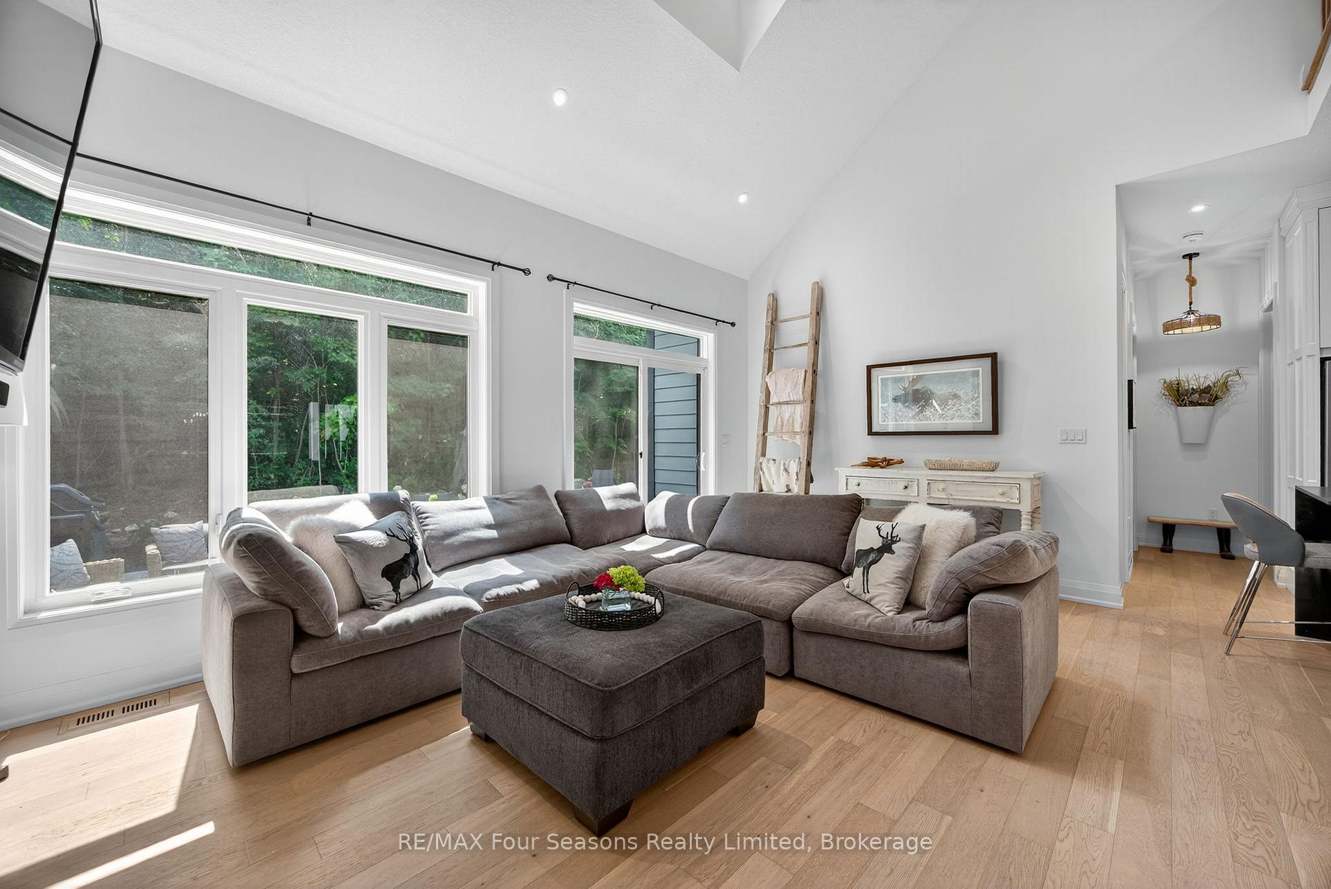 Photo 13 of 112 Schooners Lane, Blue Mountains — HOMEH