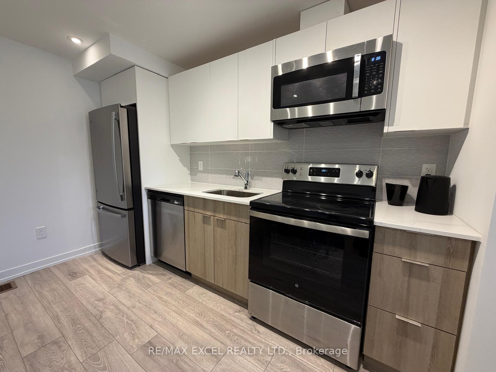 Photo 4 of Unit 37, 30 Calamint Lane, Scarborough, L'Amoreaux — HOMEH