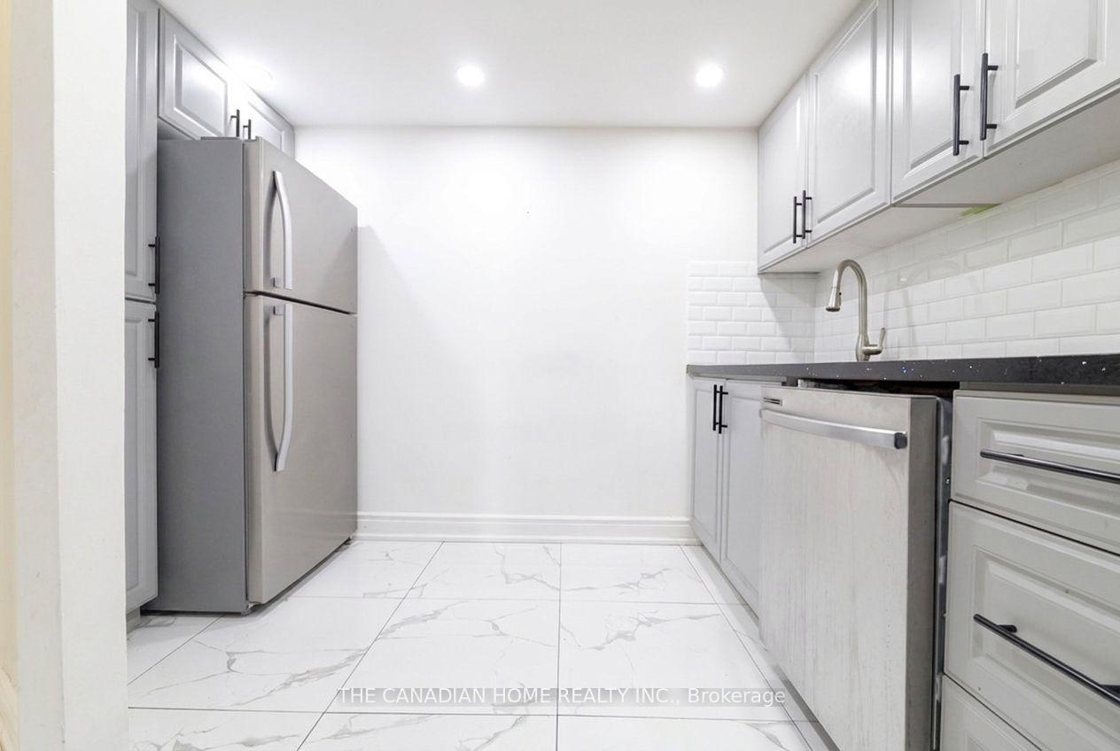 Photo 5 of Unit 214, 2466 Eglinton Avenue E, Scarborough, Eglinton East — HOMEH