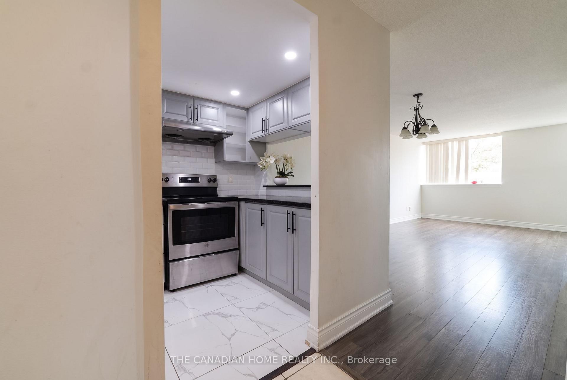 Photo 18 of Unit 214, 2466 Eglinton Avenue E, Scarborough, Eglinton East — HOMEH