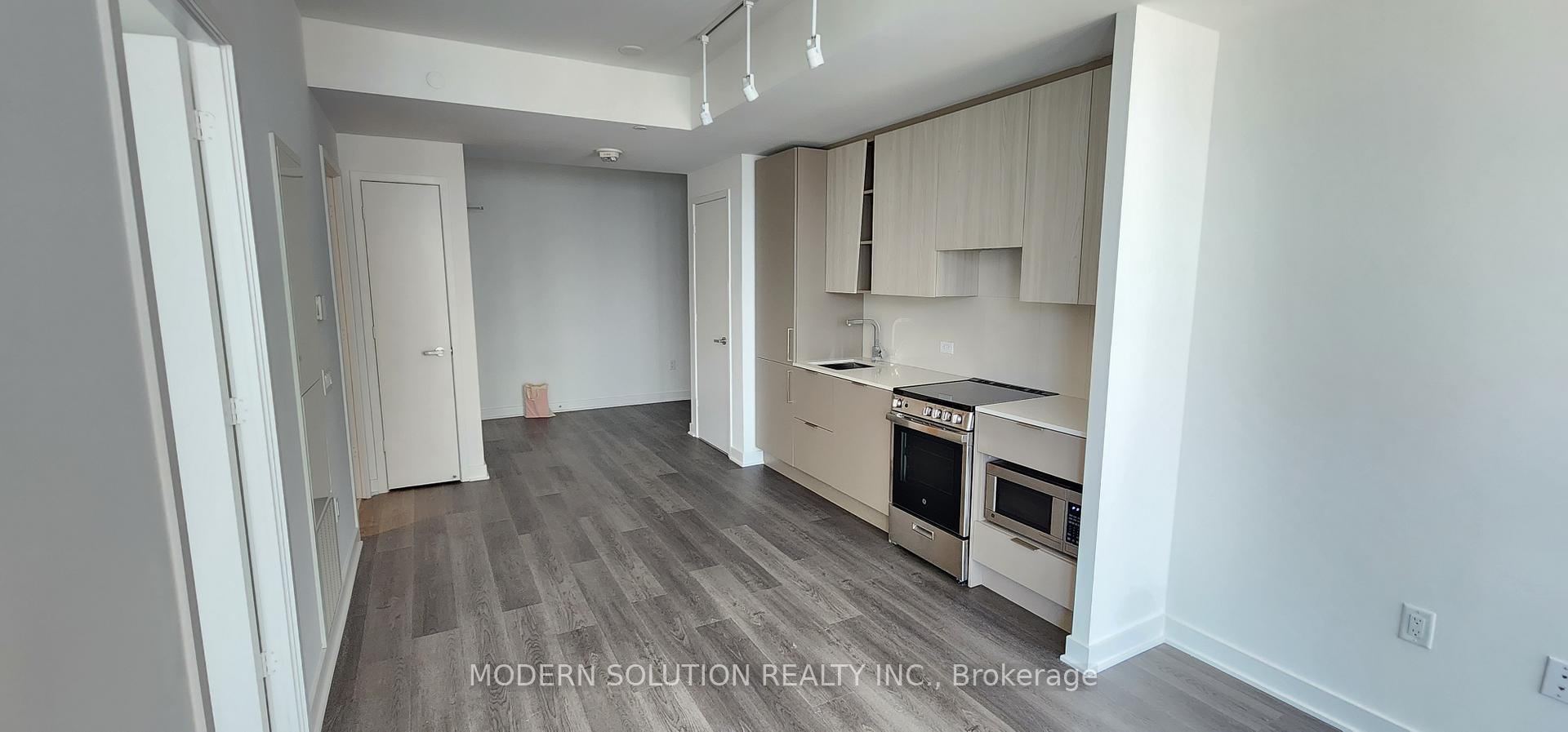 Photo 7 of Unit 224, 3900 Confederation Parkway, Mississauga, City Centre — HOMEH
