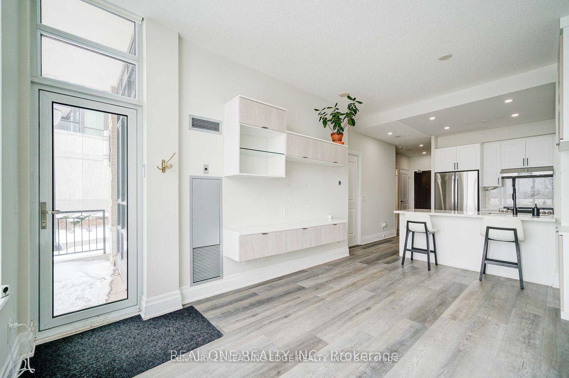 Photo 5 of Unit 107, 111 Upper Duke Crescent, Markham, Unionville — HOMEH