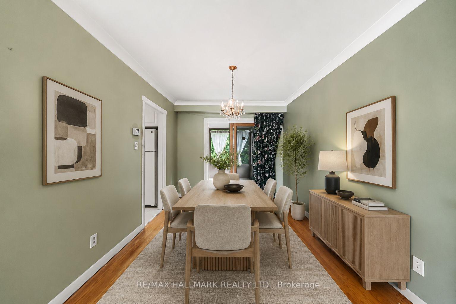 Photo 10 of 17 Greenyards Drive, North York, Newtonbrook East — HOMEH