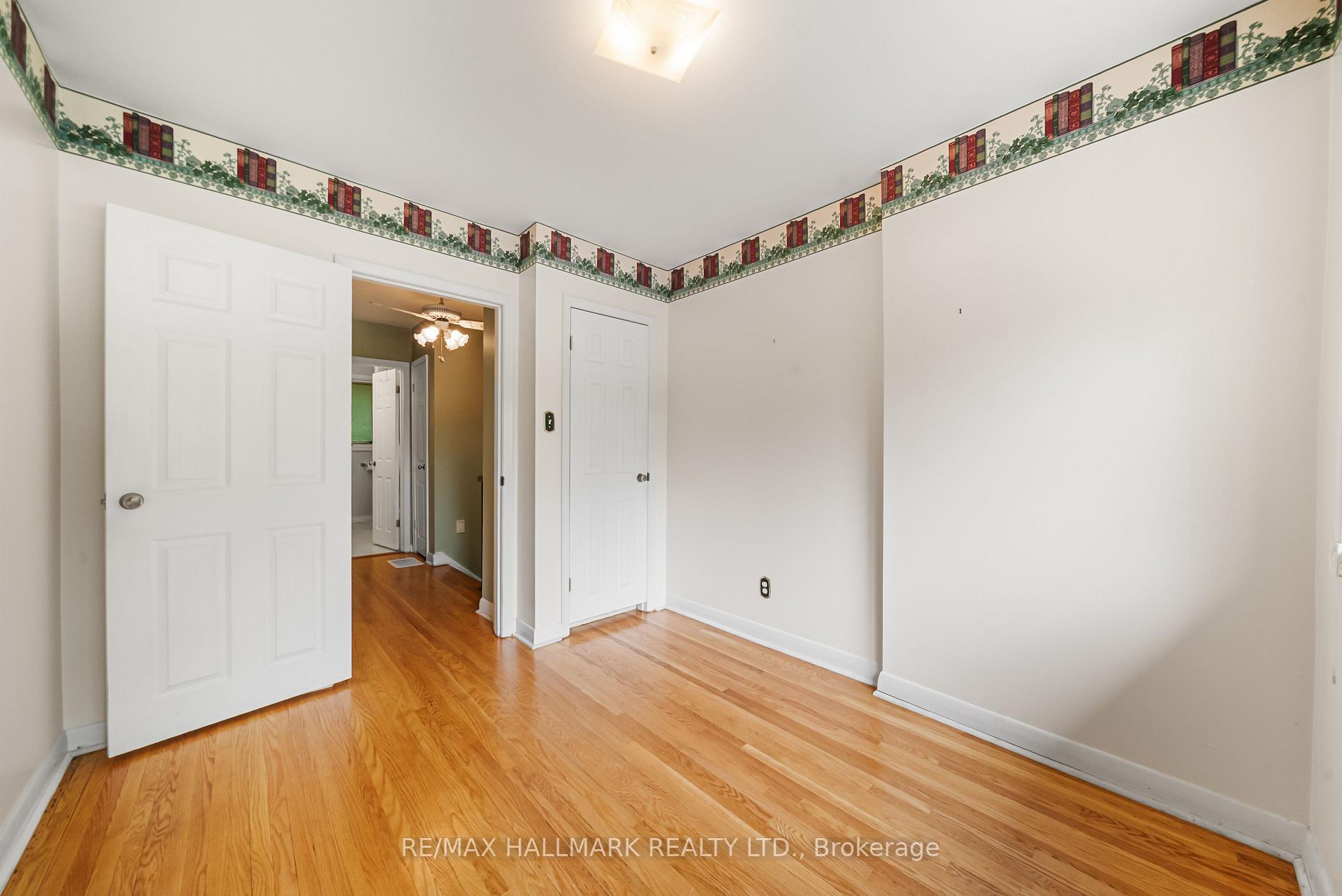 Photo 31 of 17 Greenyards Drive, North York, Newtonbrook East — HOMEH
