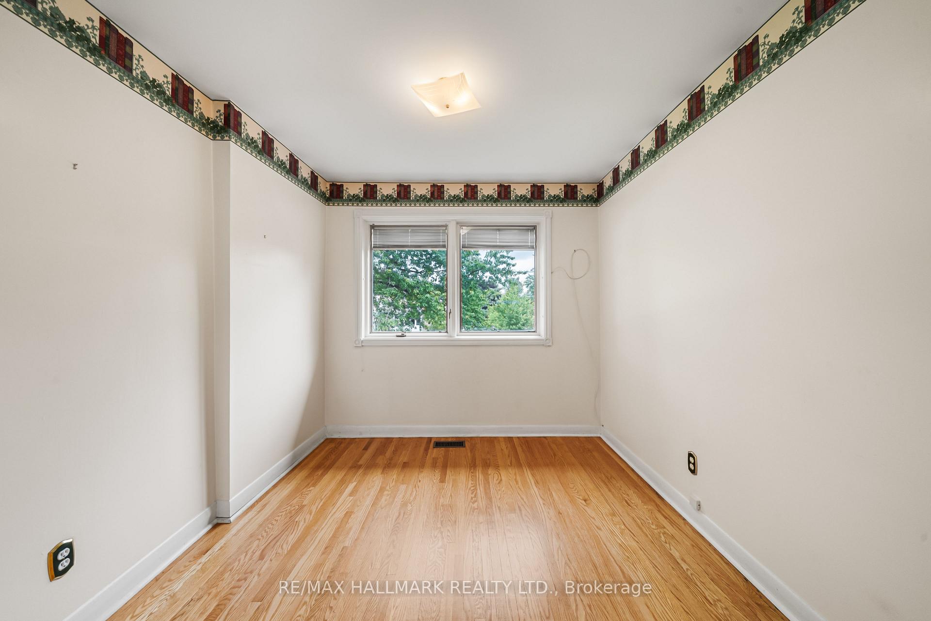 Photo 34 of 17 Greenyards Drive, North York, Newtonbrook East — HOMEH