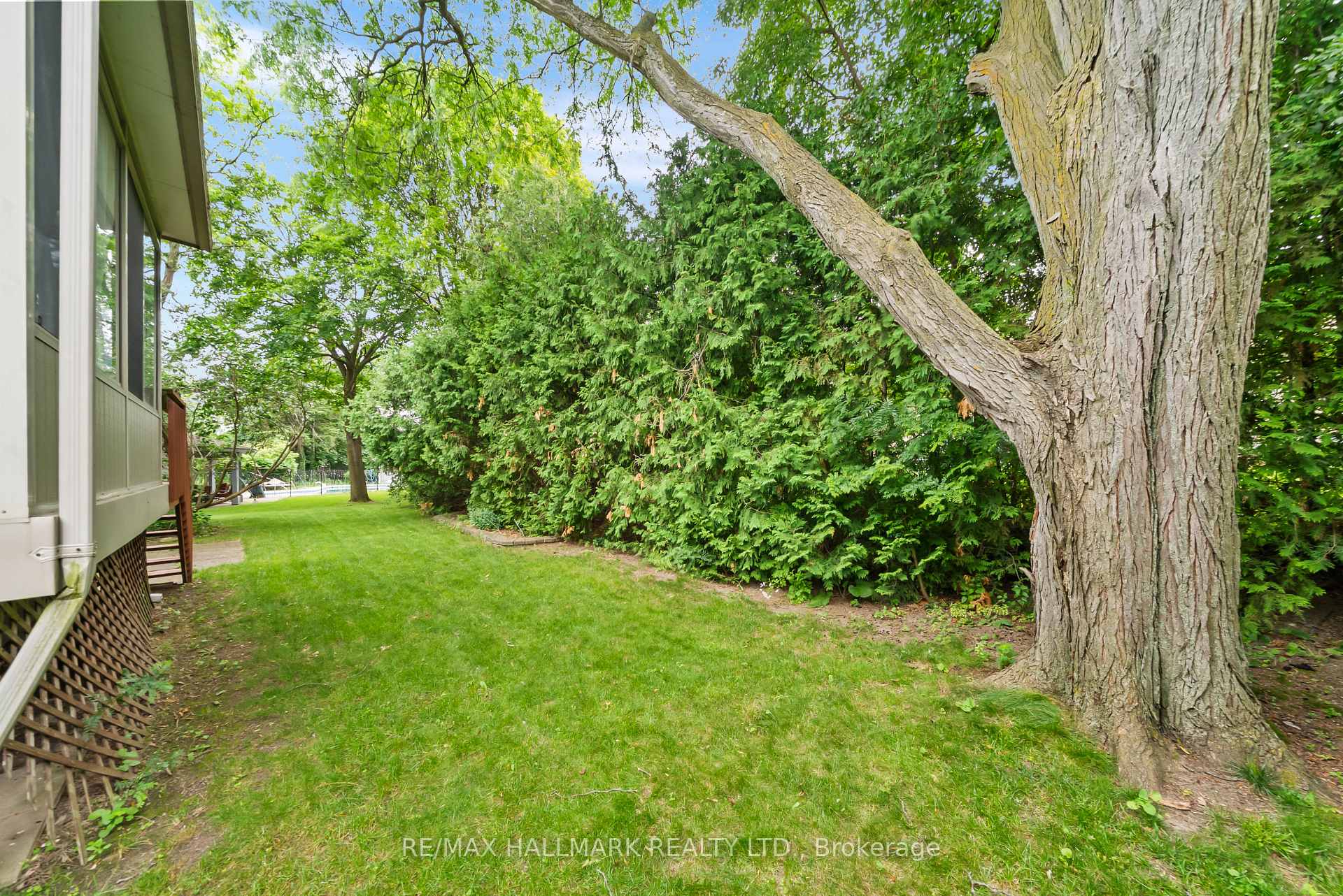 Photo 42 of 17 Greenyards Drive, North York, Newtonbrook East — HOMEH