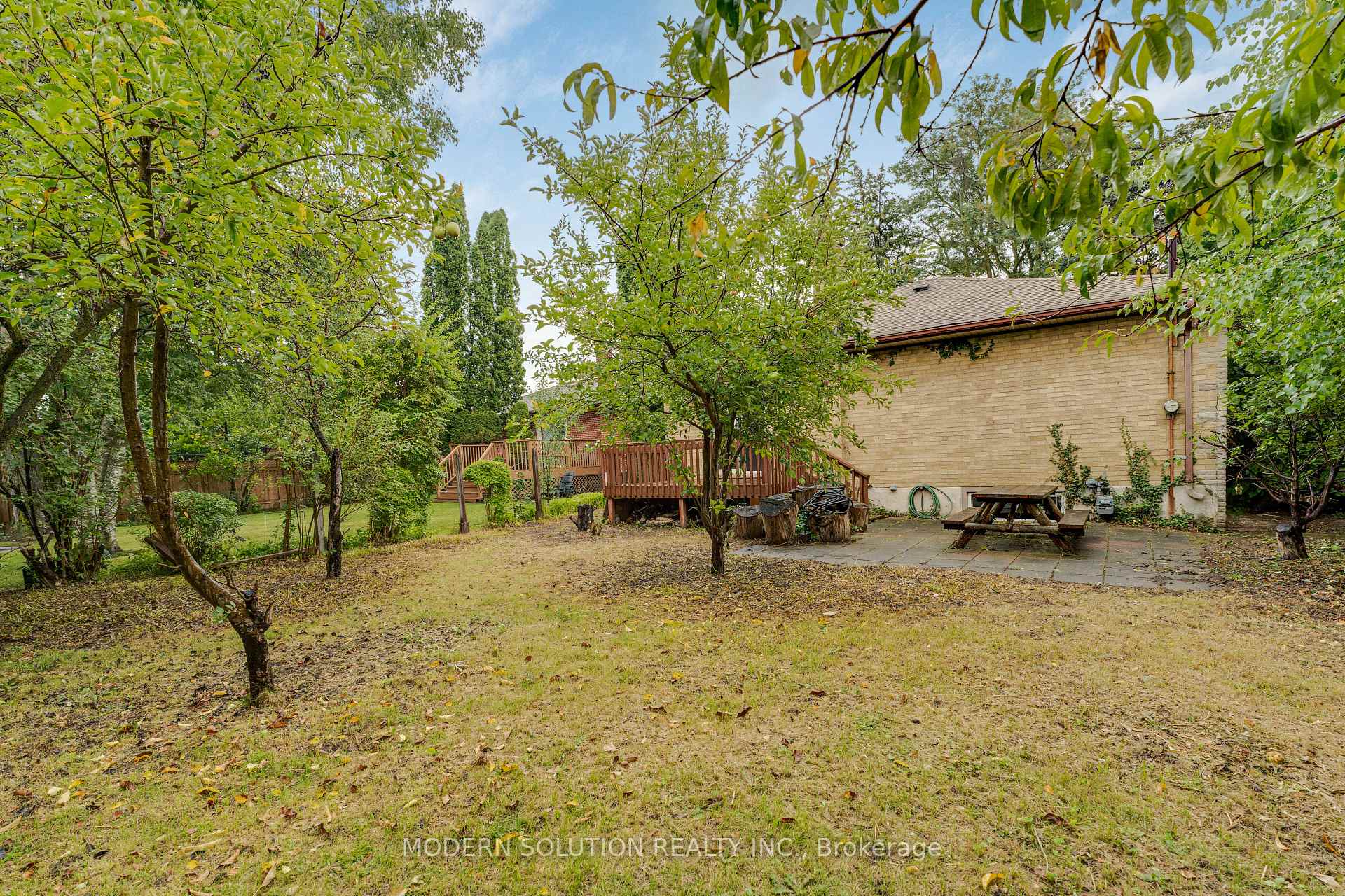 Photo 38 of 2 Caswell Drive, North York, Newtonbrook East — HOMEH