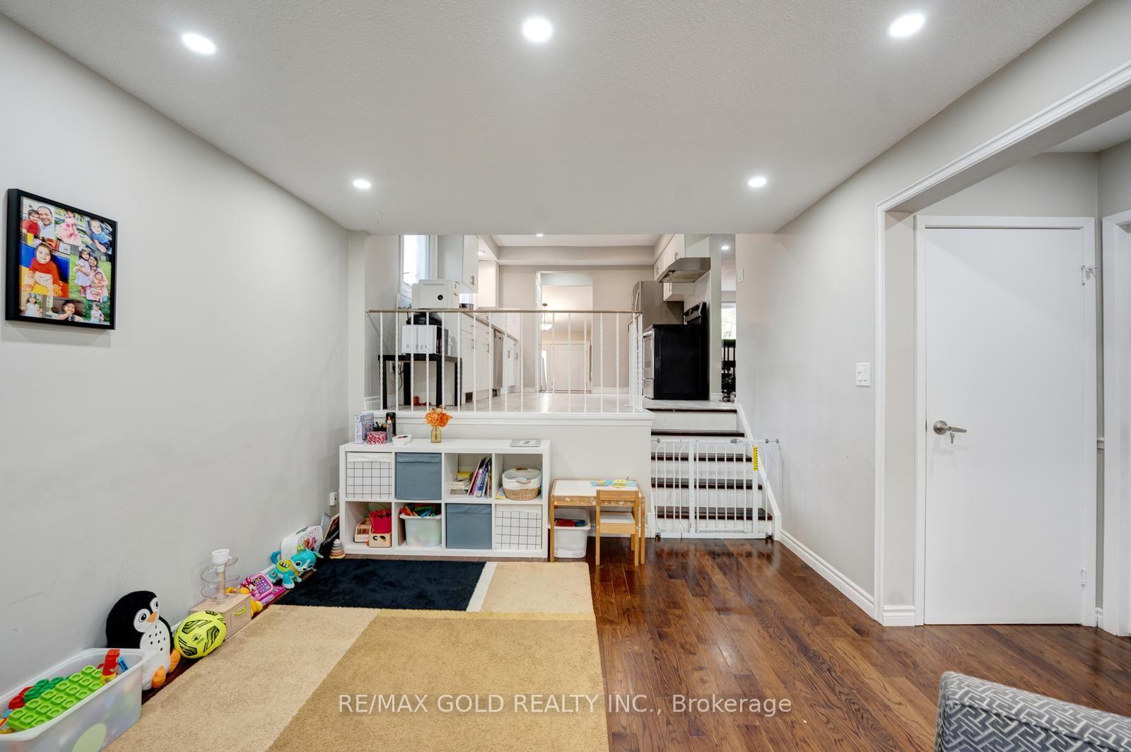 Photo 30 of 2848 Bucklepost Crescent, Mississauga, Meadowvale — HOMEH