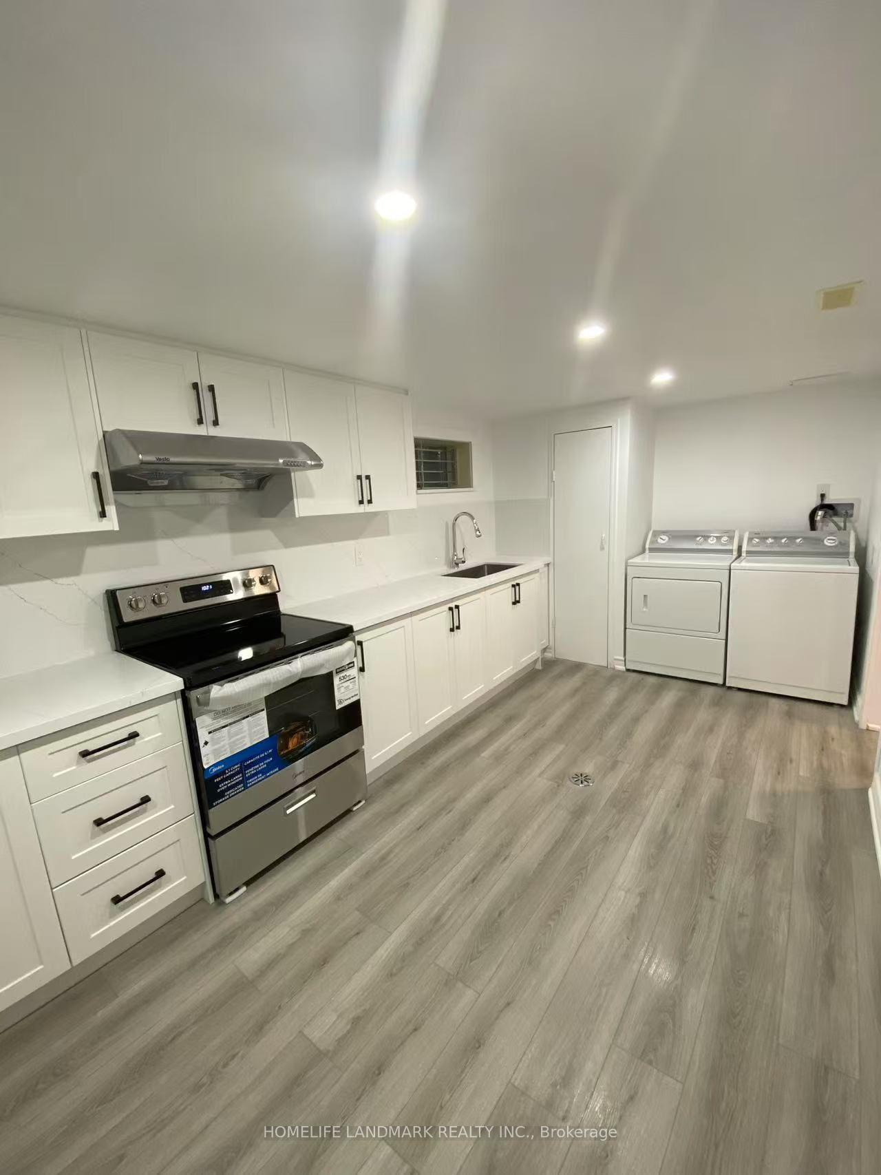 Front of Unit lower, 126 Roywood Drive