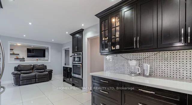 Photo 3 of 50 Hyatt Drive, Brampton, Northwood Park — HOMEH