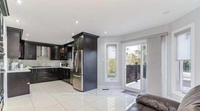 Photo 9 of 50 Hyatt Drive, Brampton, Northwood Park — HOMEH