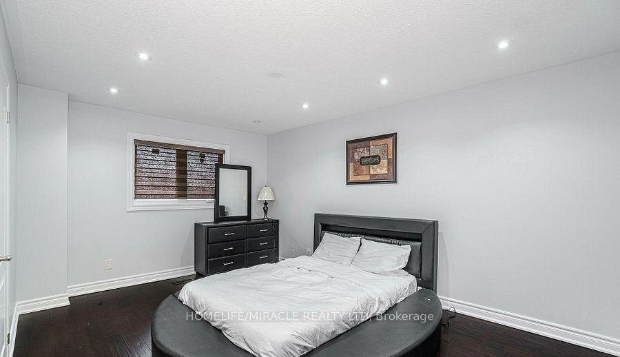 Photo 28 of 50 Hyatt Drive, Brampton, Northwood Park — HOMEH