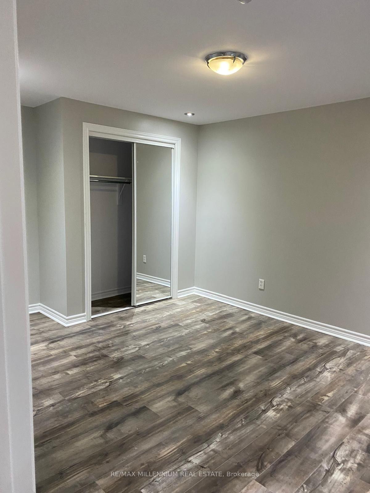 Photo 4 of 35 Southlake Boulevard, Brampton, Madoc — HOMEH