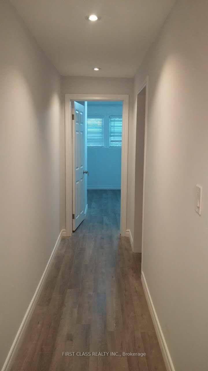 Photo 3 of Unit 3rd Floor, 524 Bathurst Street, Toronto, Palmerston-Little Italy — HOMEH