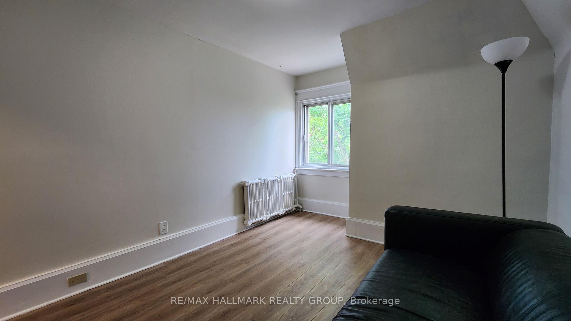 Photo 5 of Unit 3, 122 Fourth Avenue, Ottawa, Glebe — HOMEH