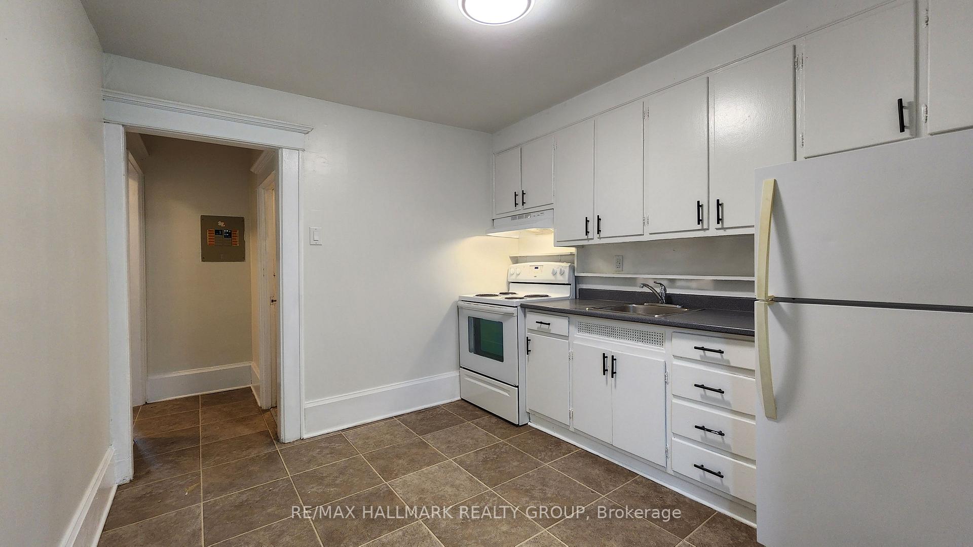 Photo 7 of Unit 3, 122 Fourth Avenue, Ottawa, Glebe — HOMEH