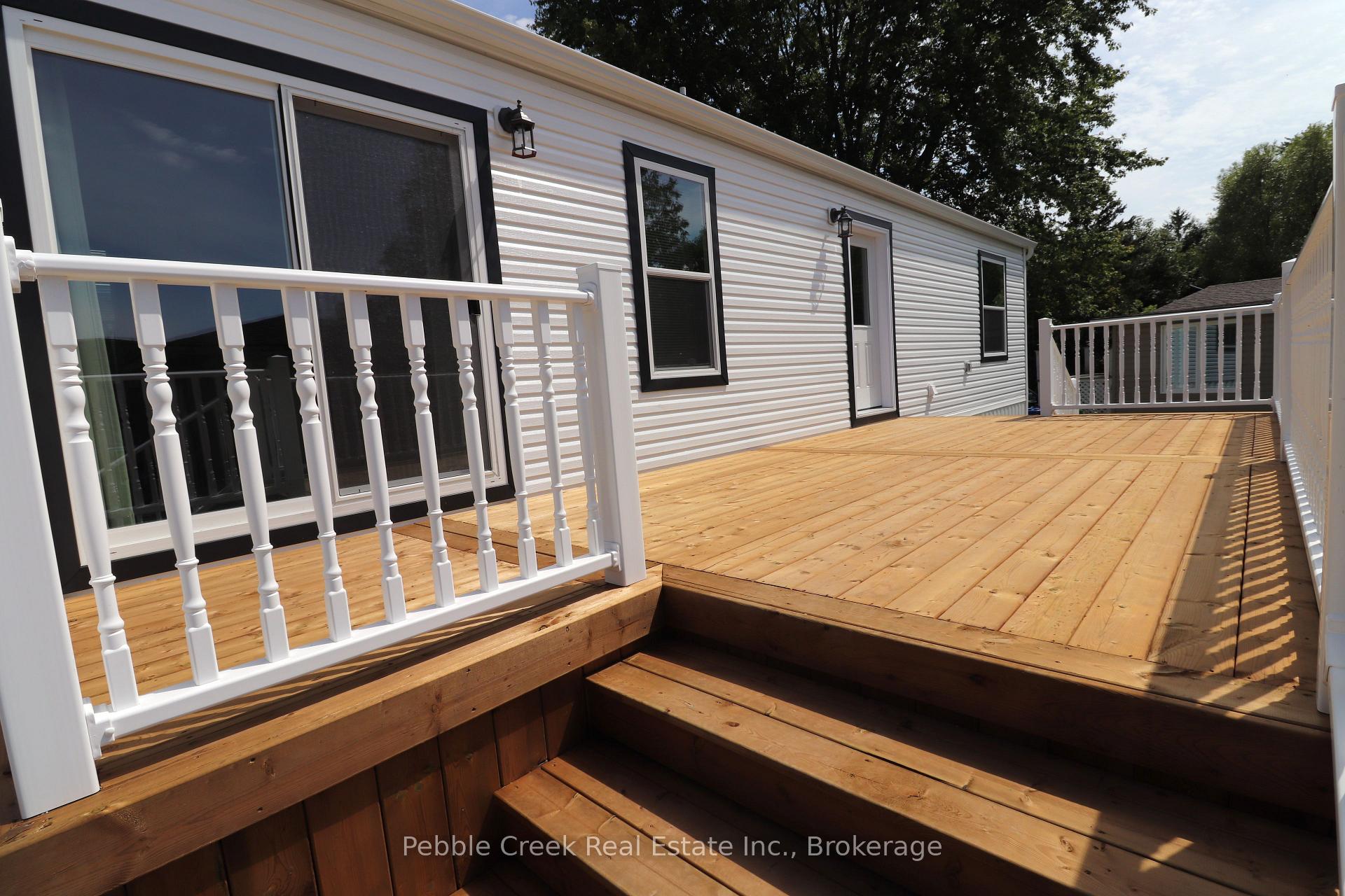 Photo 3 of 17 Sutton Drive, Ashfield-Colborne-Wawanosh, Colborne — HOMEH