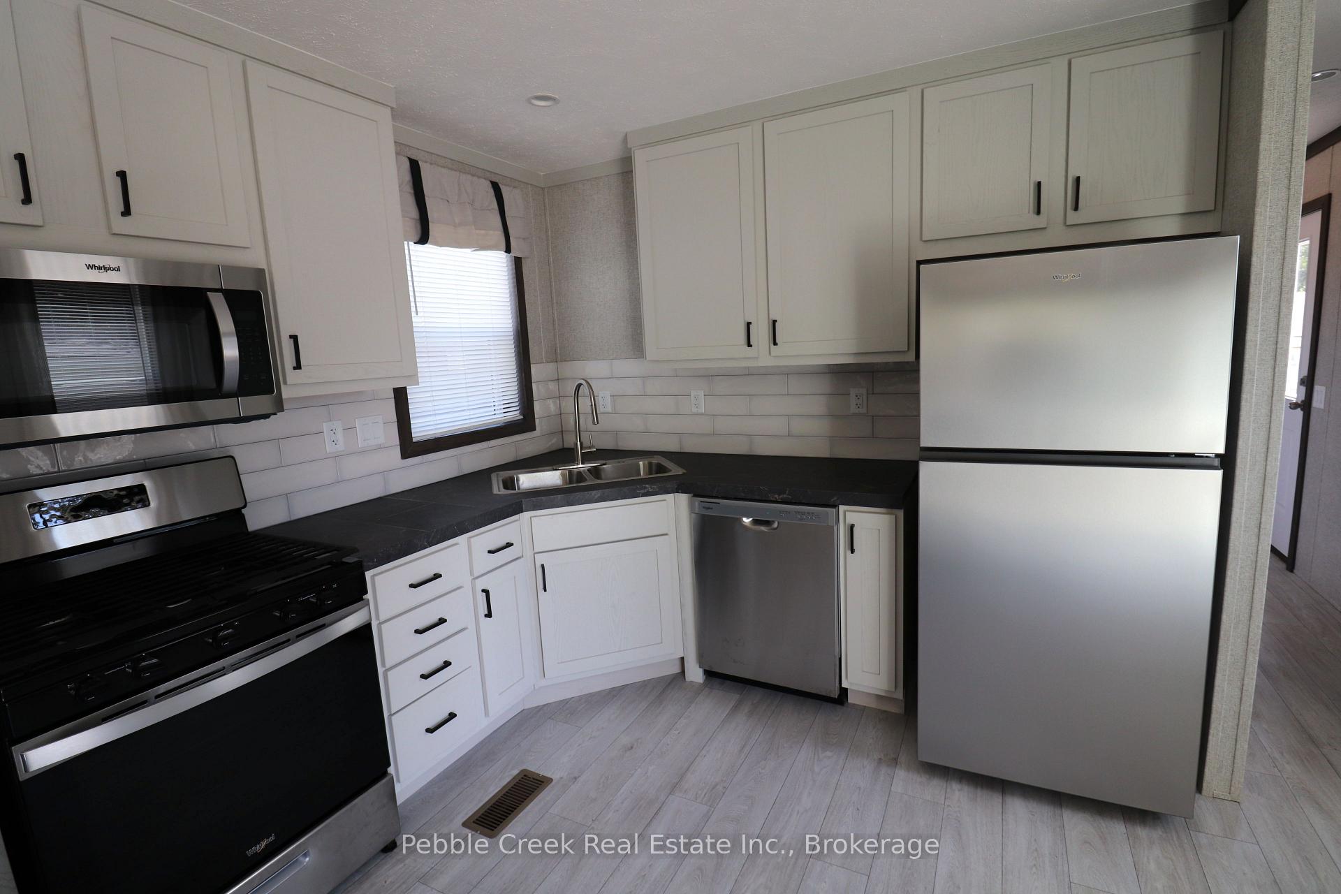 Photo 7 of 17 Sutton Drive, Ashfield-Colborne-Wawanosh, Colborne — HOMEH