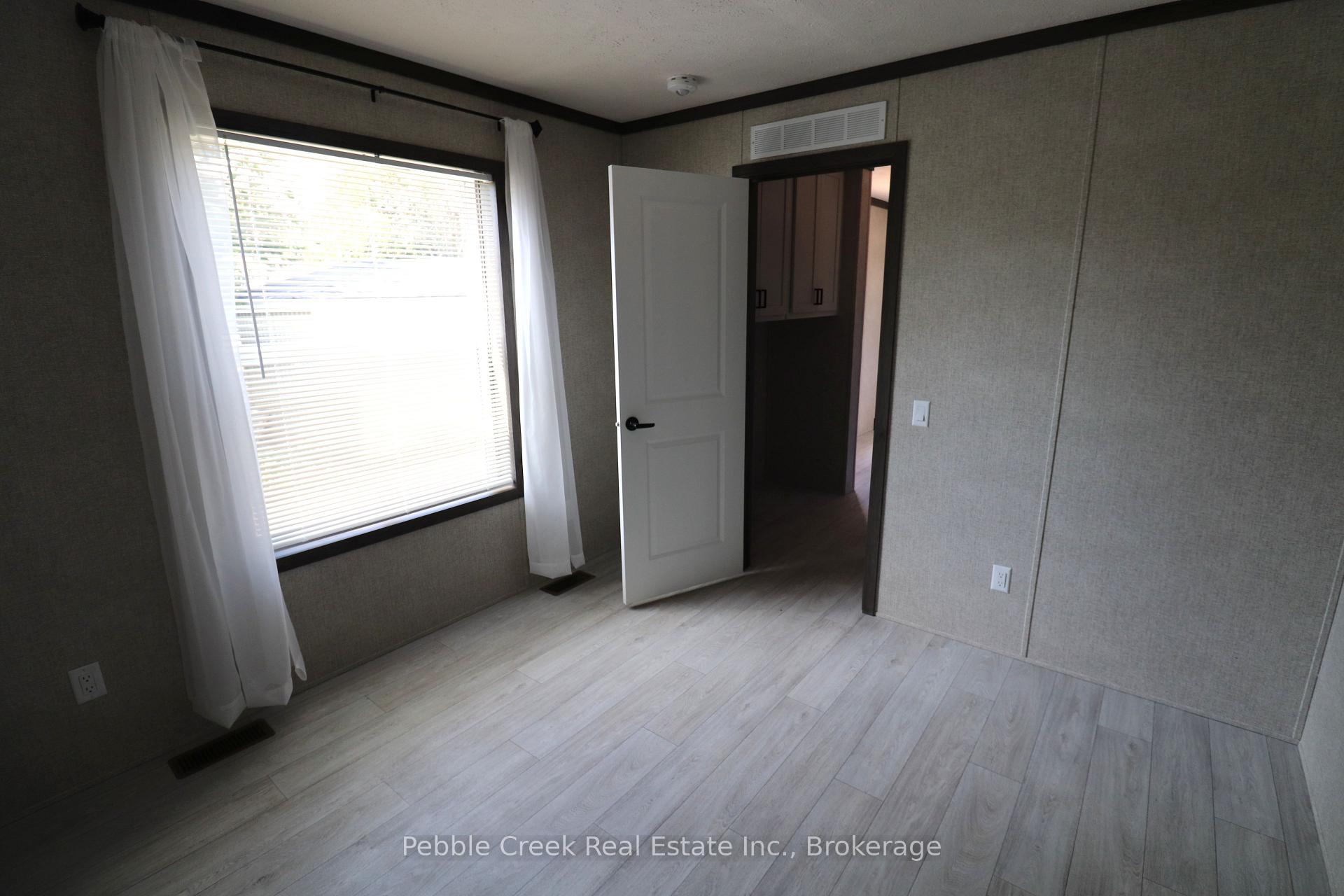 Photo 15 of 17 Sutton Drive, Ashfield-Colborne-Wawanosh, Colborne — HOMEH