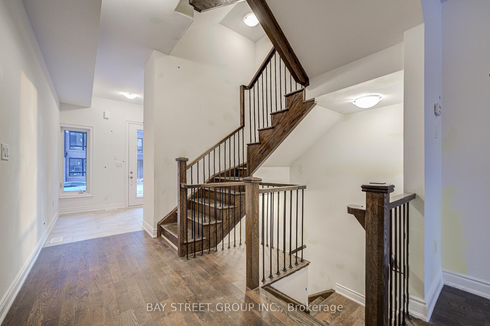 Photo 3 of 3111 Perkins Way, Oakville, Joshua Meadows — HOMEH