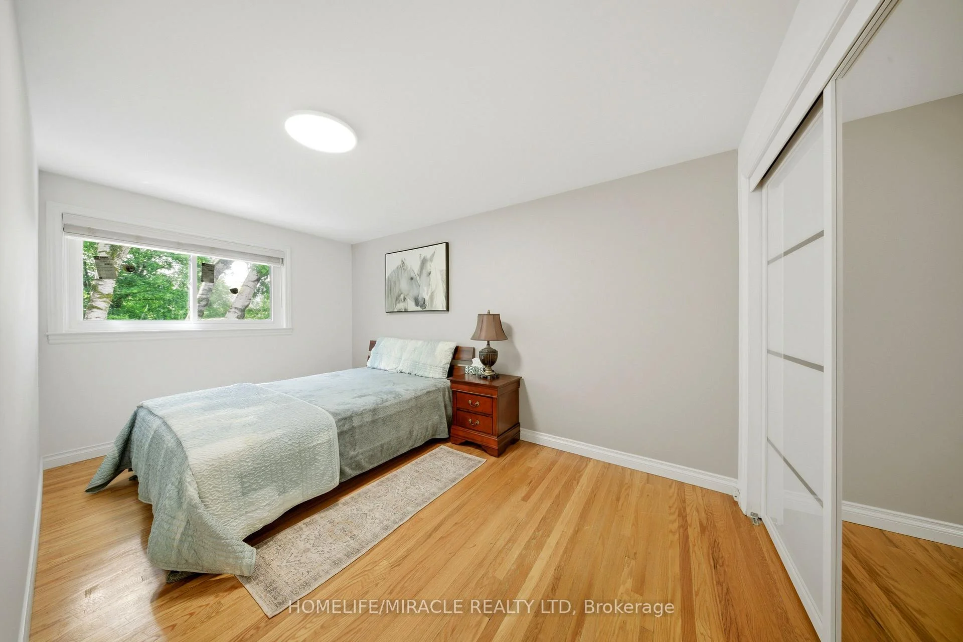 Photo 18 of 1612 Wavell Crescent, Mississauga, Applewood — HOMEH