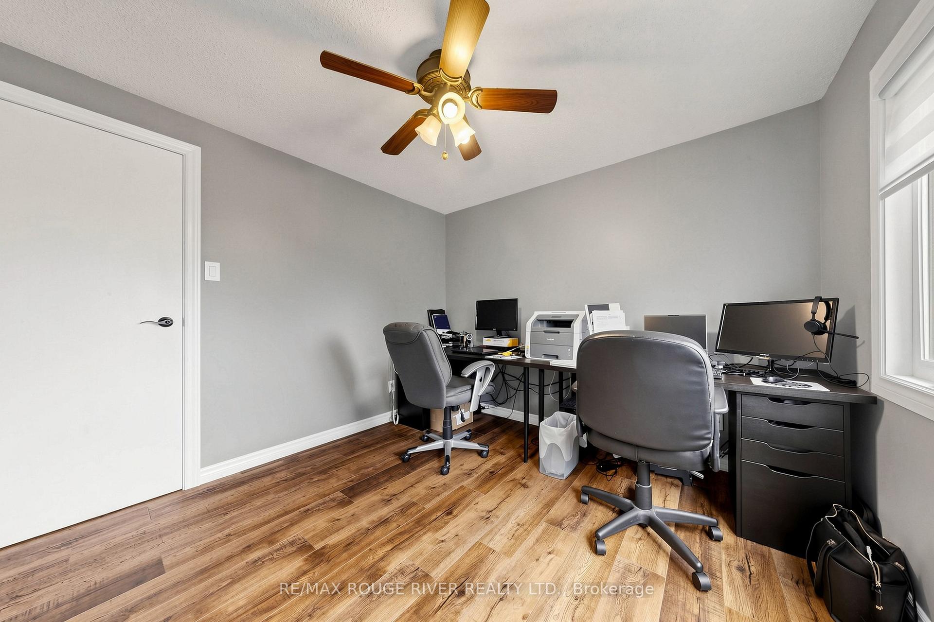 Photo 24 of 49 Gilmour Drive, Ajax, Central — HOMEH
