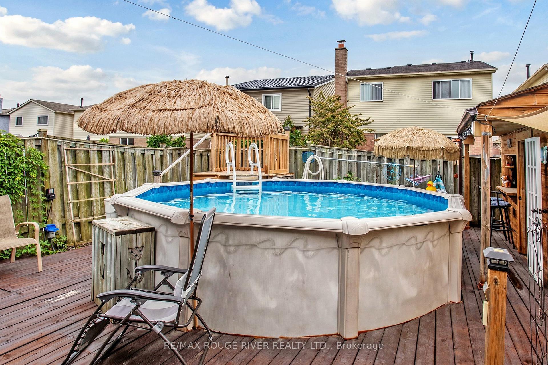 Photo 37 of 49 Gilmour Drive, Ajax, Central — HOMEH