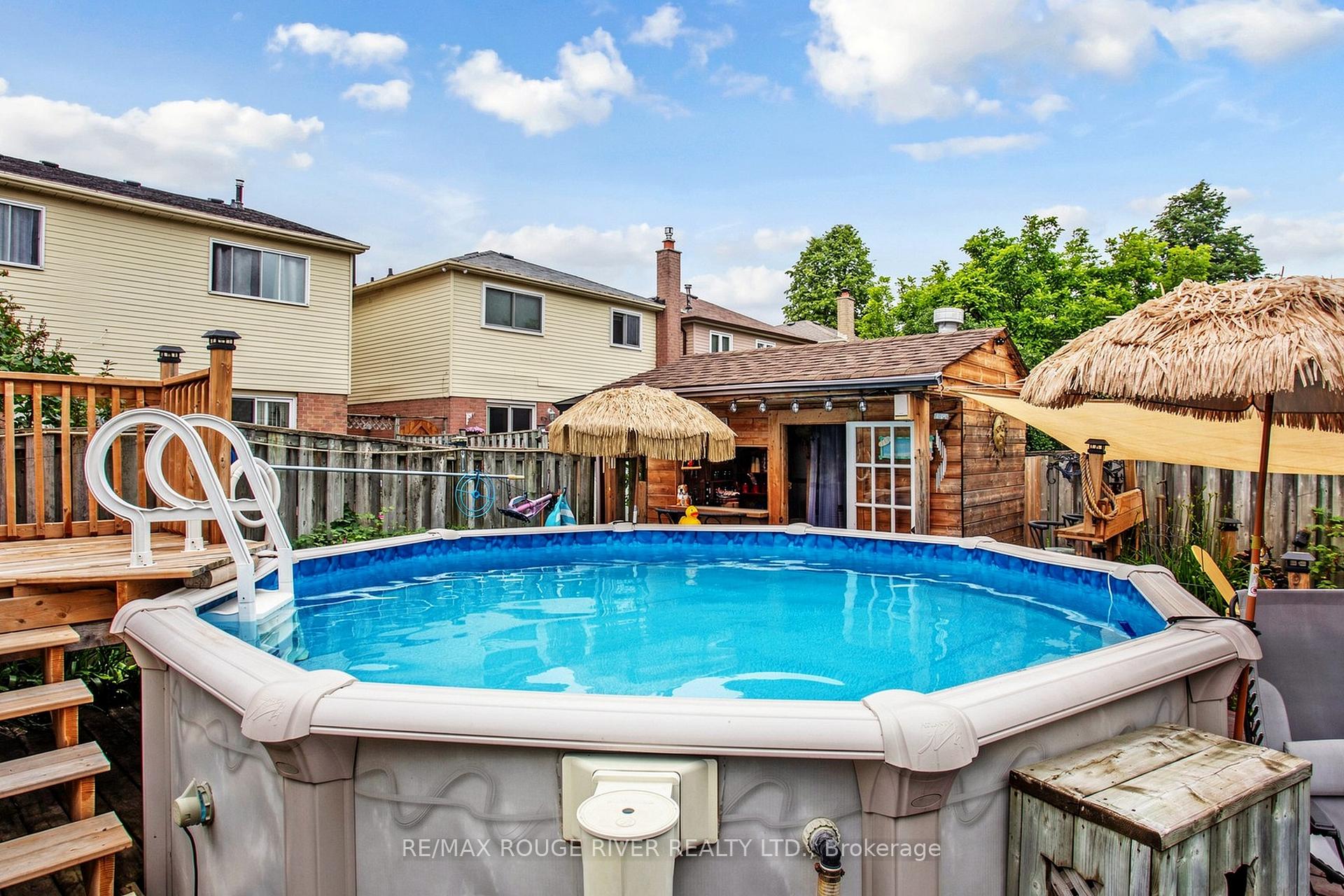Photo 38 of 49 Gilmour Drive, Ajax, Central — HOMEH