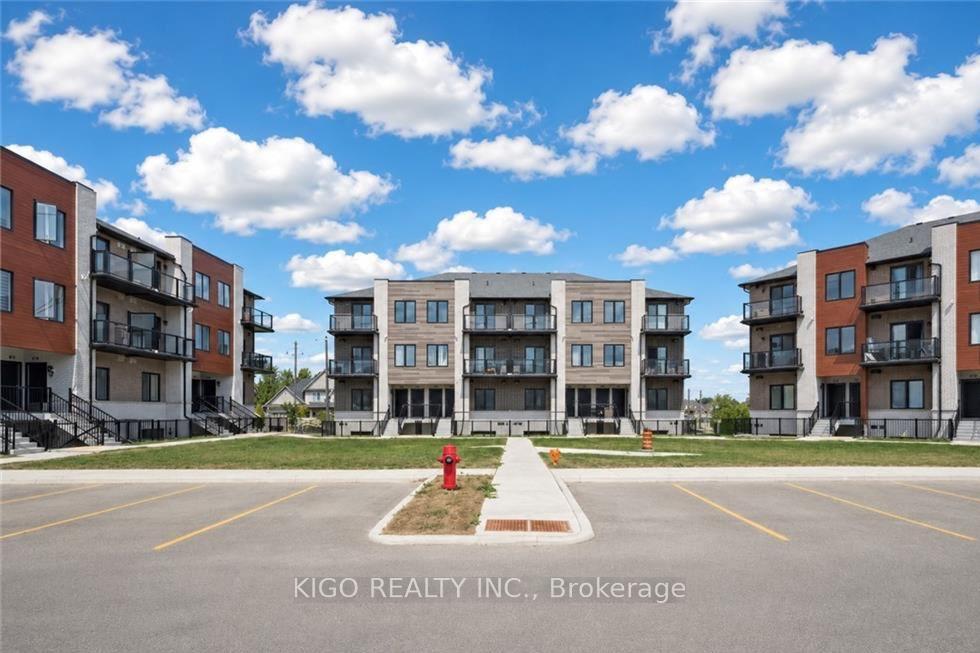 Front of Unit 46, 10 South Creek Drive