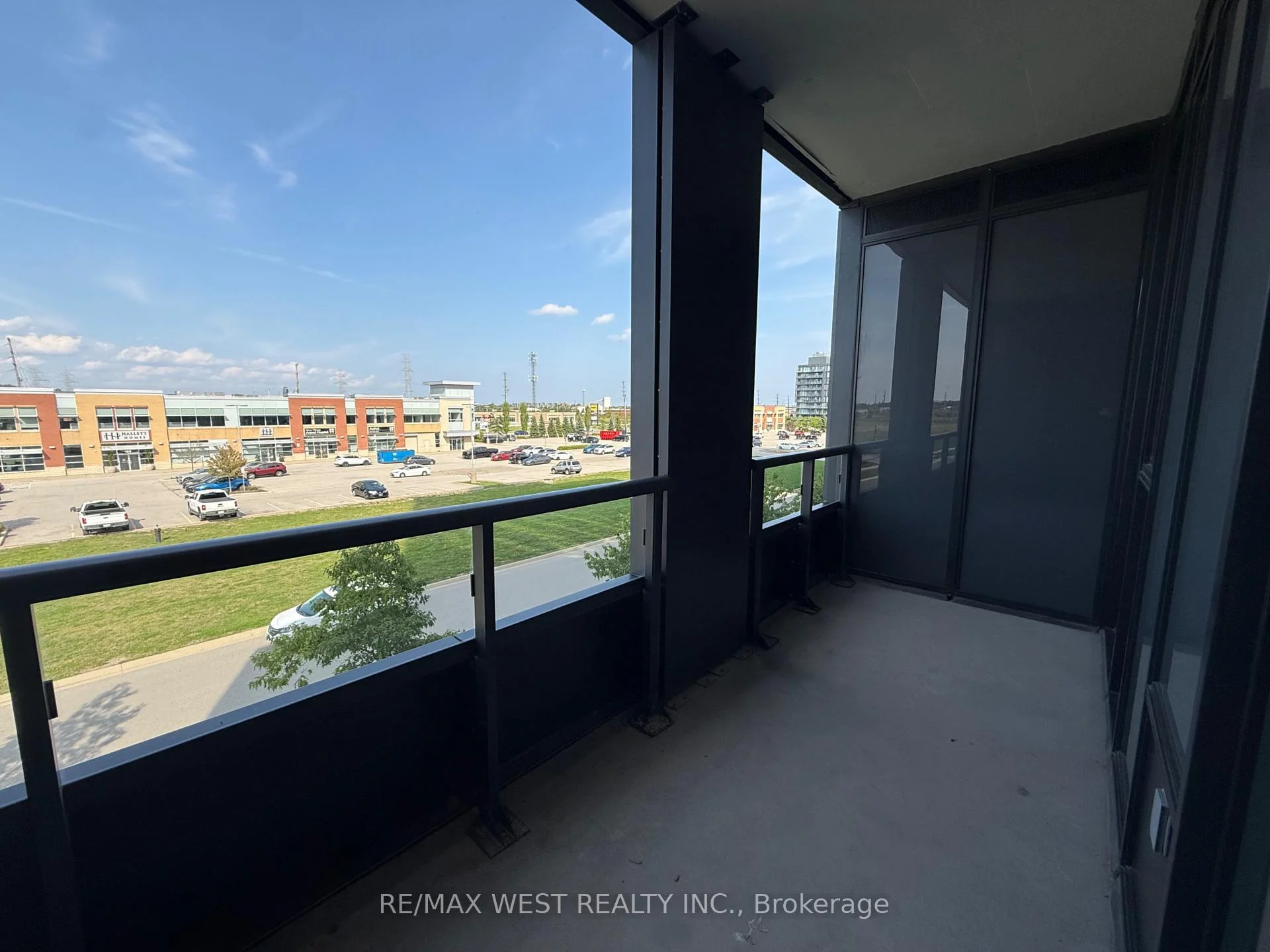 Photo 13 of Unit 321, 4878 Powers Common, Burlington, Alton — HOMEH