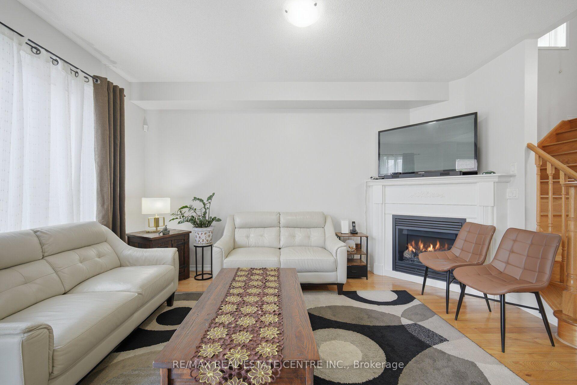 Photo 10 of 5 Delambray Street W, Brampton, Sandringham-Wellington — HOMEH