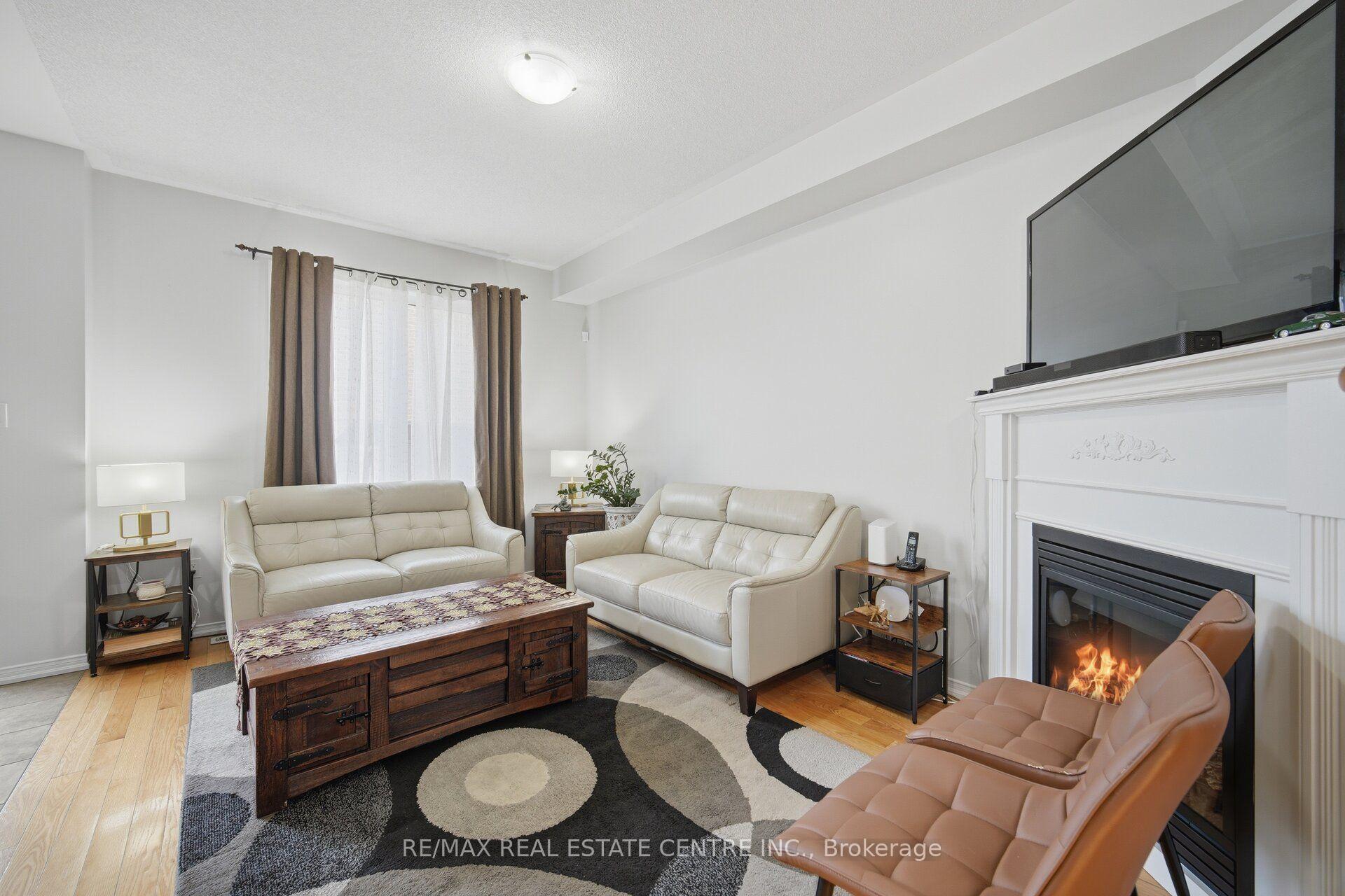 Photo 11 of 5 Delambray Street W, Brampton, Sandringham-Wellington — HOMEH