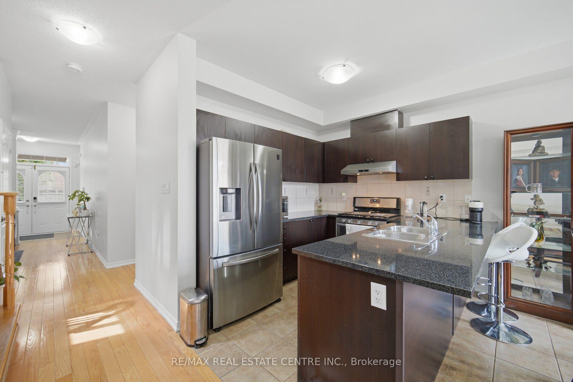 Photo 12 of 5 Delambray Street W, Brampton, Sandringham-Wellington — HOMEH
