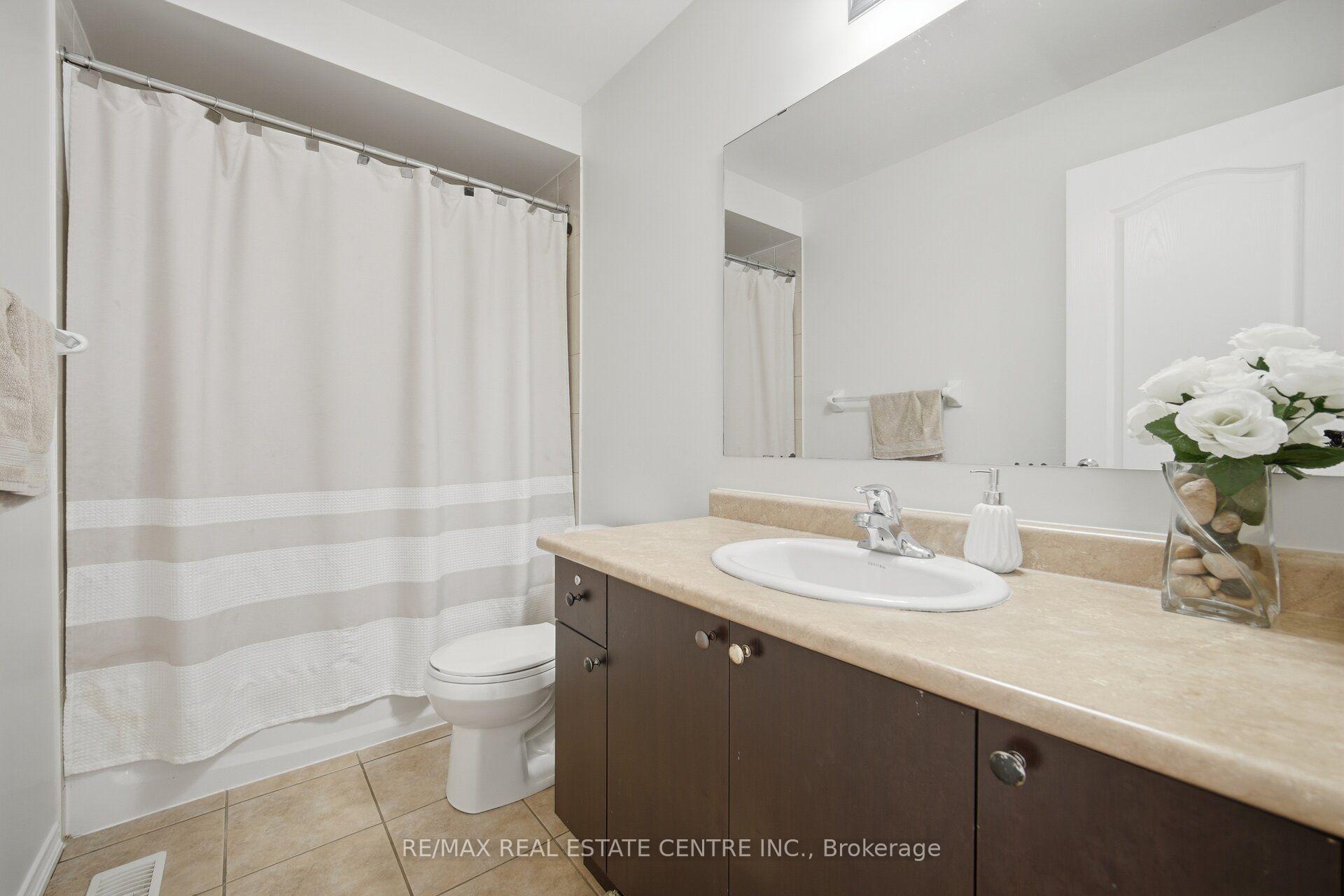 Photo 21 of 5 Delambray Street W, Brampton, Sandringham-Wellington — HOMEH