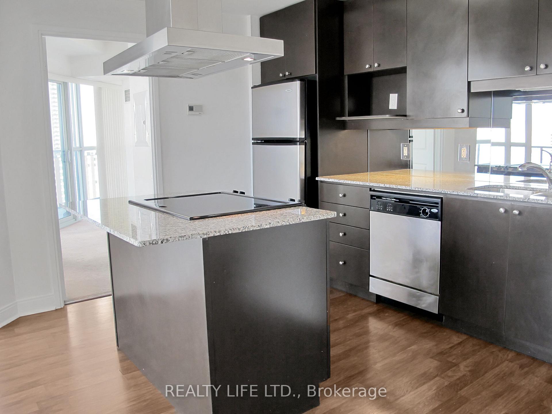 Photo 8 of Unit 1401, 60 Absolute Avenue, Mississauga, City Centre — HOMEH