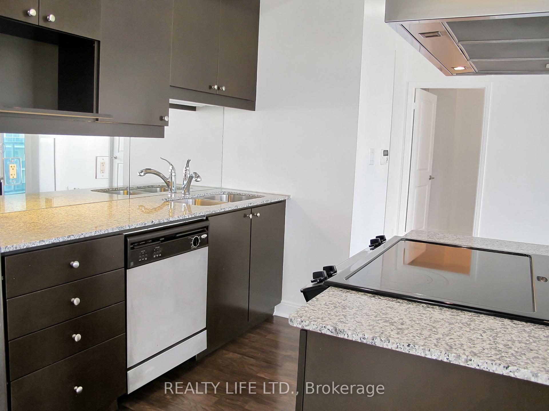 Photo 10 of Unit 1401, 60 Absolute Avenue, Mississauga, City Centre — HOMEH