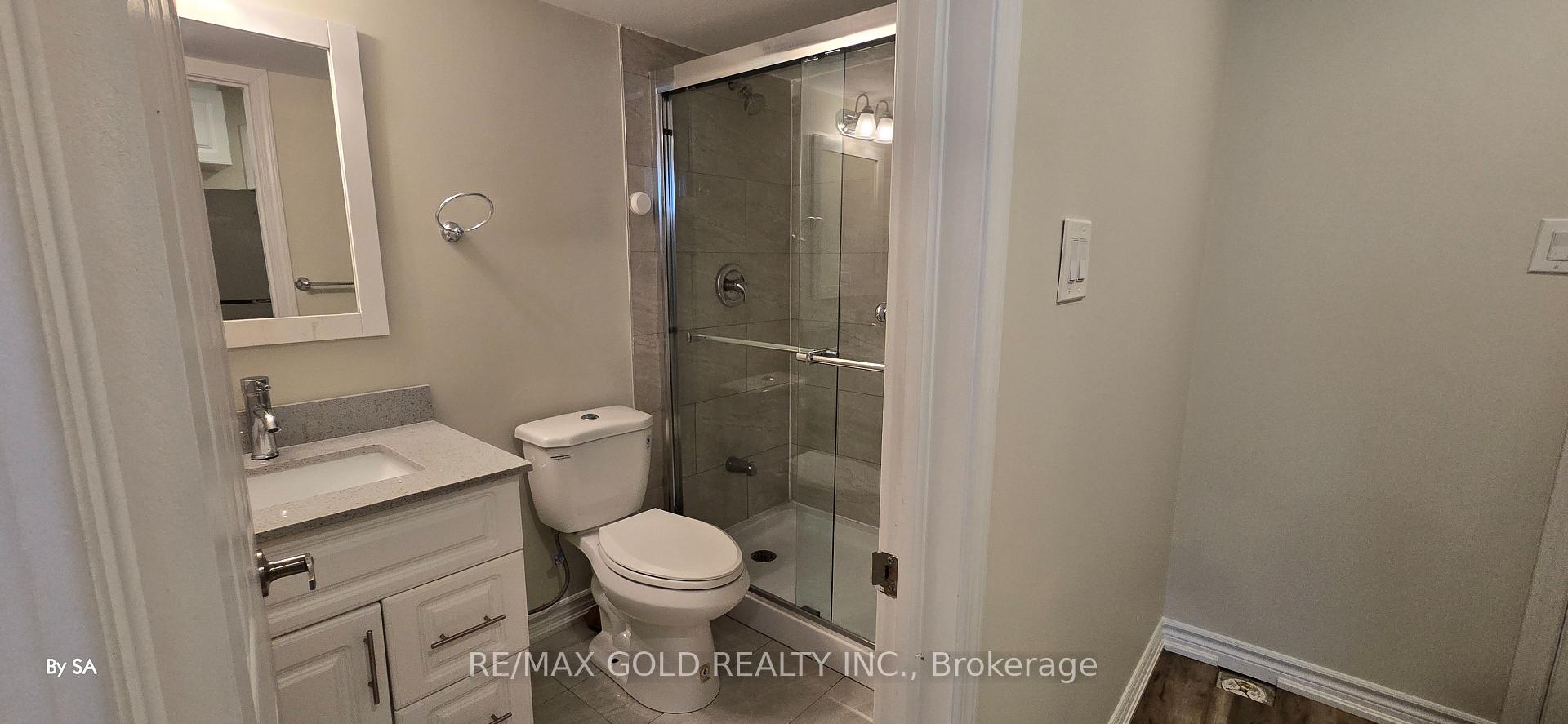 Photo 21 of 1226 Duignan (Lower) Crescent, Milton, Ford — HOMEH