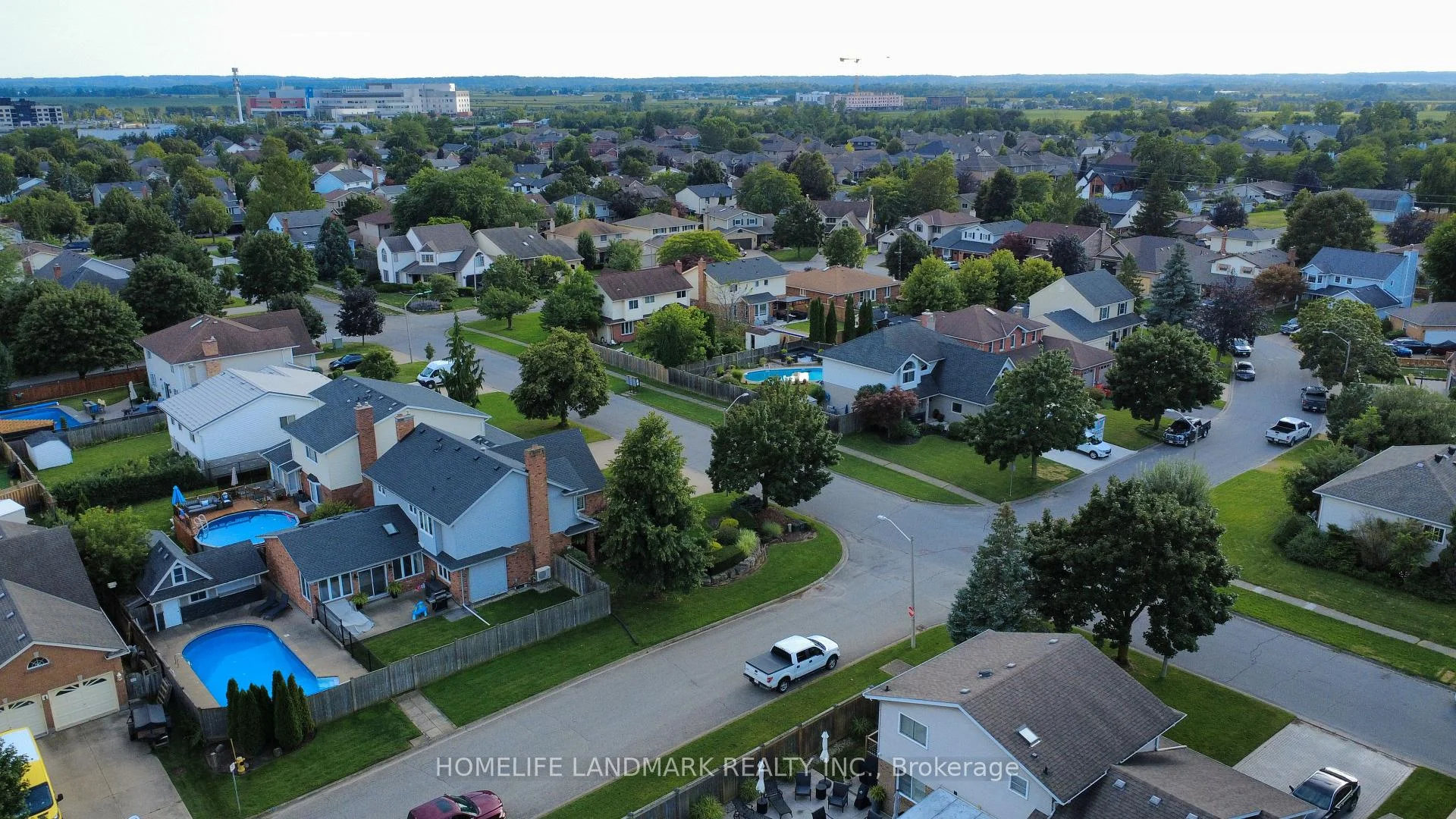 Photo 35 of 3 Pacifico Place, St. Catharines, Grapeview — HOMEH