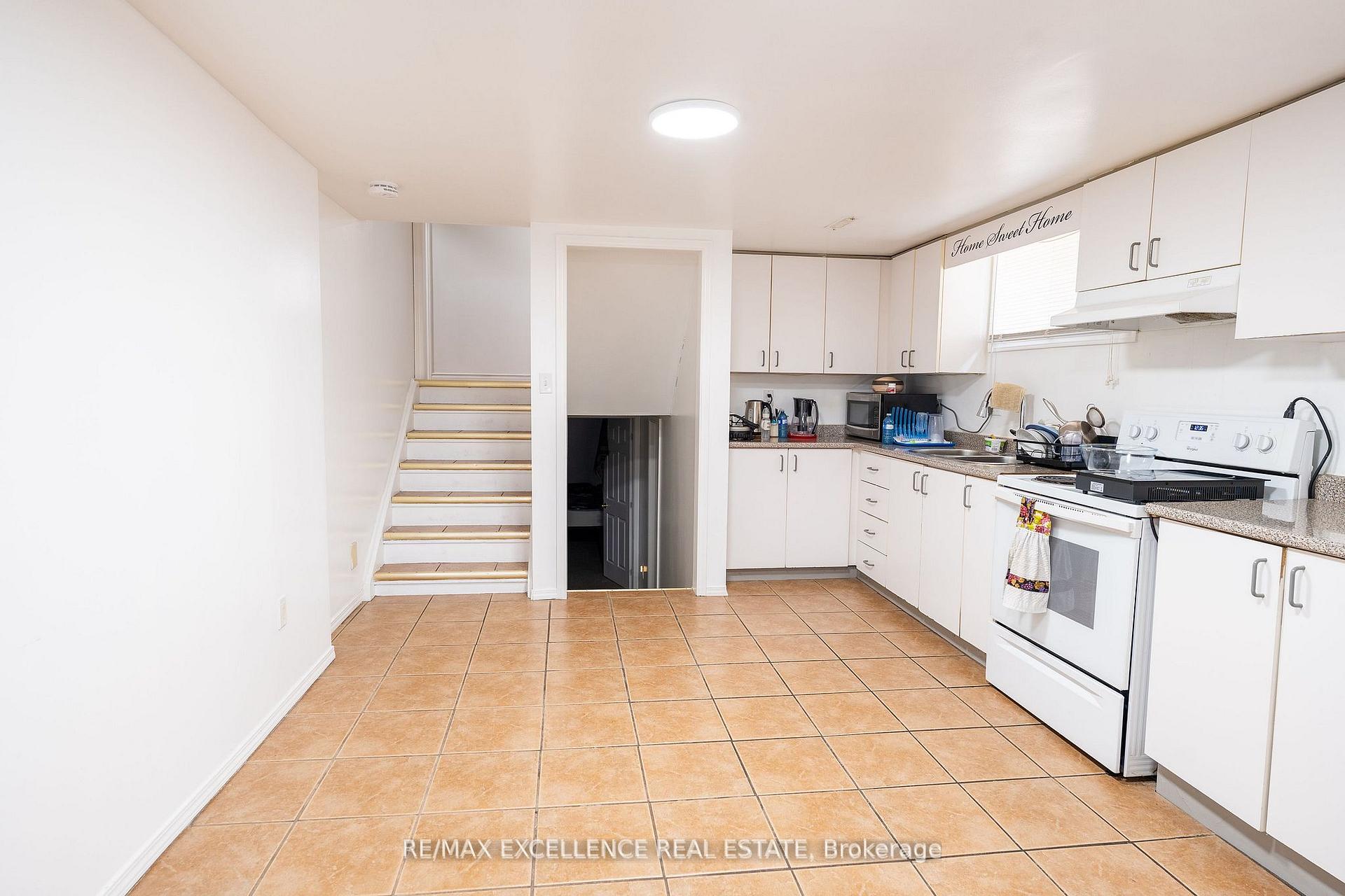 Photo 51 of 144 Abell Drive, Brampton, Madoc — HOMEH