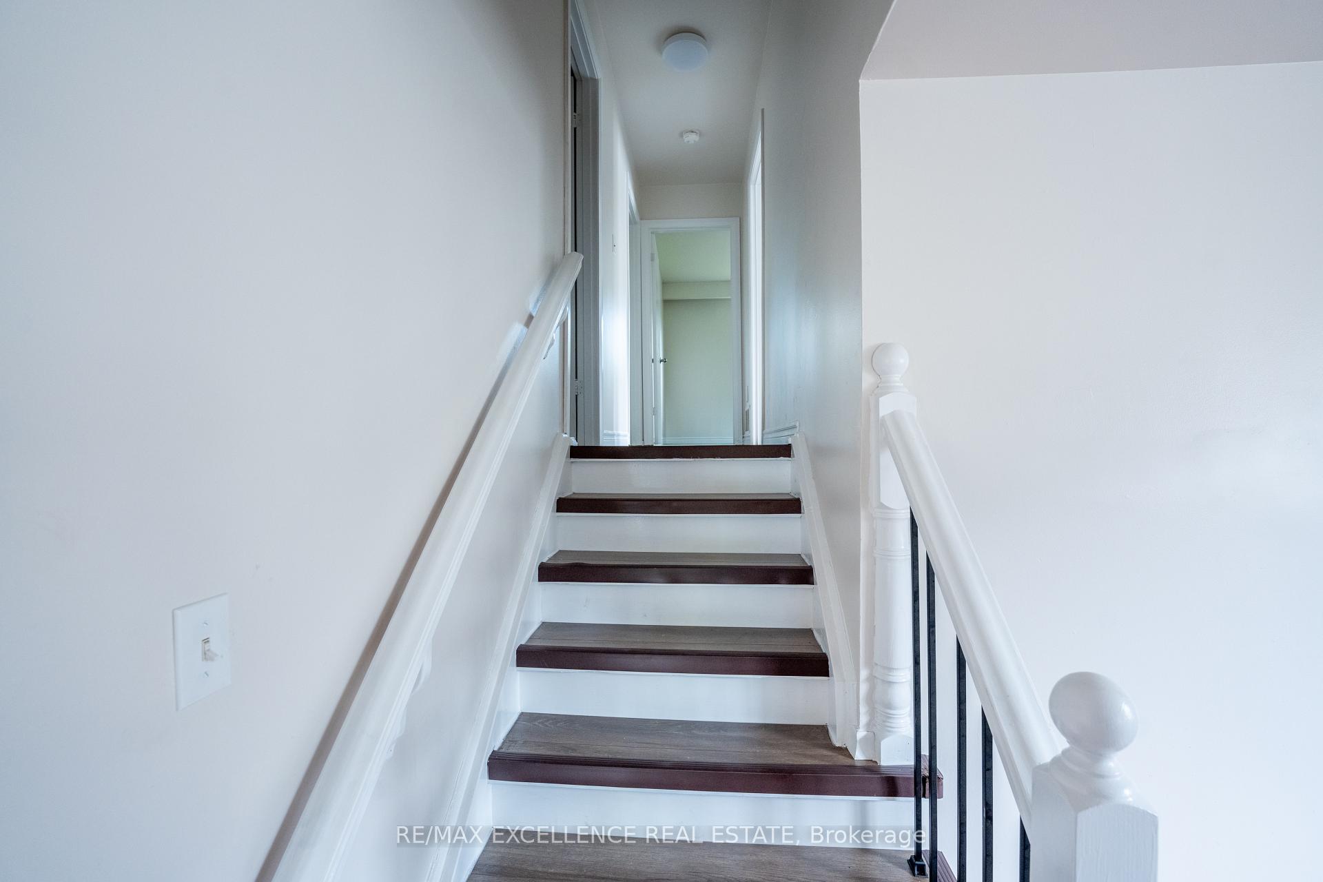 Photo 18 of 144 Abell Drive, Brampton, Madoc — HOMEH